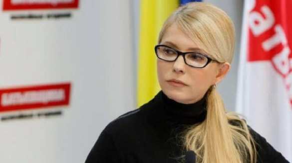 Тимошенко жалуется, что Порошенко не пускает ее на ТВ | Русская весна