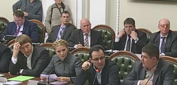 Заседательный совет Украины Новости Украинского Государства: на заседании Согласительного совета Верховной Рады правоохранители пытались вручить повестки, а депутаты разбегались (ВИДЕО) | Русская весна