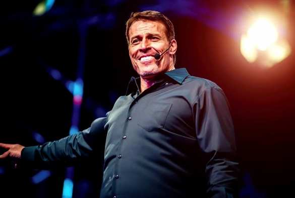 Что мы увидели на шоу американского «гуру» в Олимпийском? — мнение | Русская весна