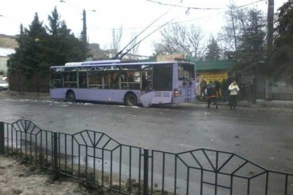 Обнародован список убитых и тяжело раненных при обстреле остановки в Донецке | Русская весна