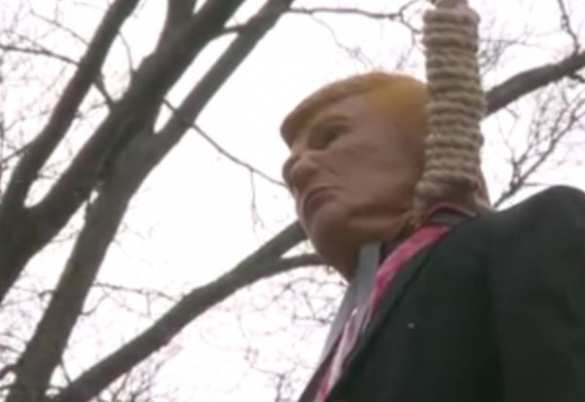 В США «Трампа» с советским флагом повесили на дереве (ВИДЕО) | Русская весна