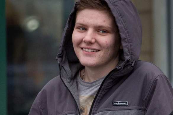 Их нравы: 20-летний англичанин вынашивает ребенка (ФОТО) | Русская весна