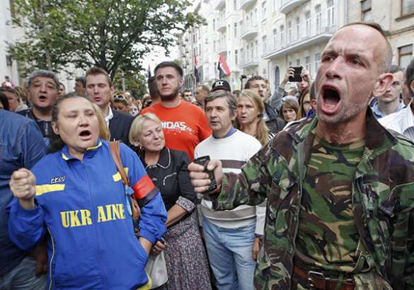 Украинский выбор между холерой и чумой, — австрийские СМИ | Русская весна