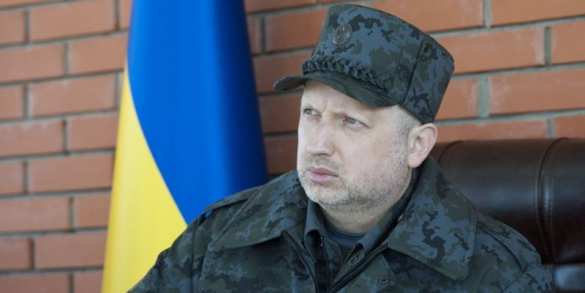 Военнослужащие ВСУ покупали за свой счет форму, чтобы встретить Турчинова | Русская весна