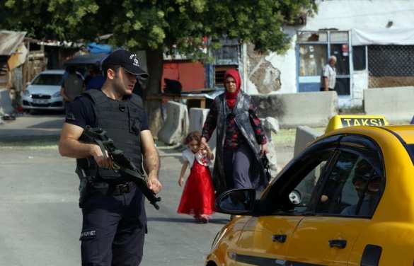 В отдельных районах Турции фактически ввели военное положение | Русская весна