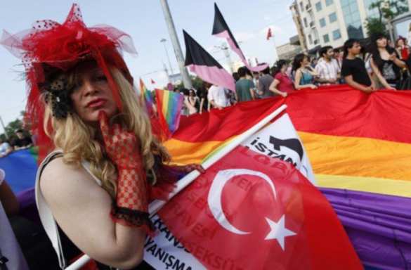 В Турции власти разогнали гомосексуалистов, попытавшихся устроить гей-парад | Русская весна