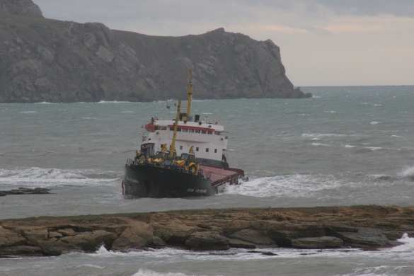 Турецкий сухогруз сел на мель в Азовском море | Русская весна