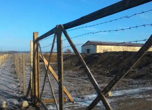 Украинский солдат опубликовал фото концлагеря для «русских свинособак» (+ФОТО) | Русская весна