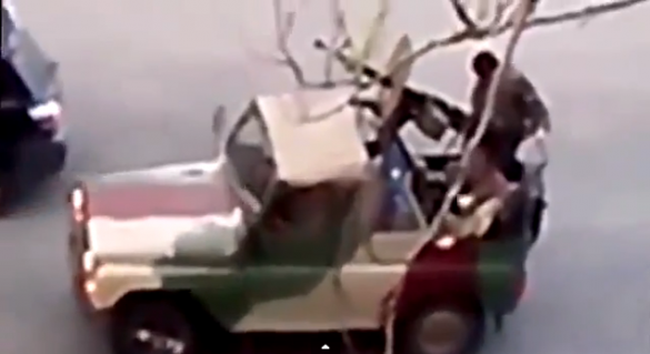 Последнее слово в технике для карателей из нацгвардии — УАЗы с пулеметами на крышах (видео) | Русская весна