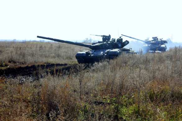 Враг бросил войска в наступление в направлении Берислава и Лисичанска | Русская весна