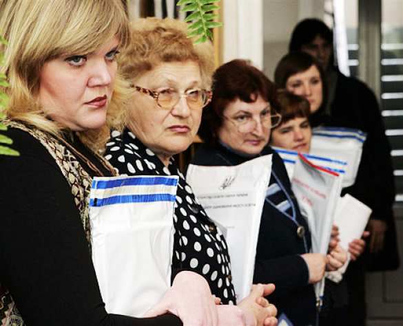 Запорожский университет рискует остаться без преподавателей: 200 сотрудников написали заявления об увольнении | Русская весна