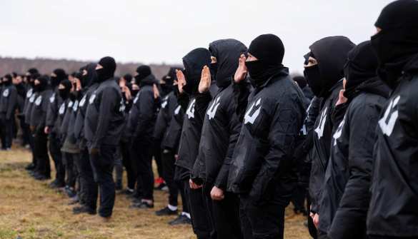 Для борьбы против России и олигархов: на Украине создают партизанскую сеть (ФОТО) | Русская весна