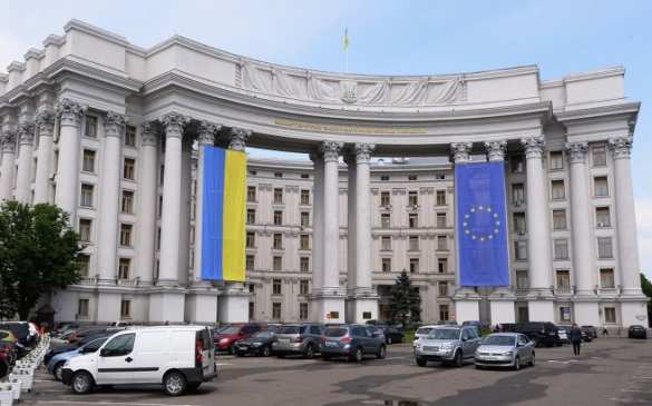 Украина должна выполнять Минские соглашения, — глава МИД Франции | Русская весна