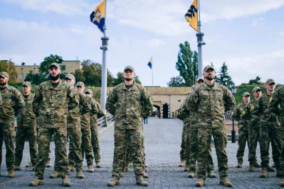 Выпускник военной академии США тренирует украинских нацистов | Русская весна