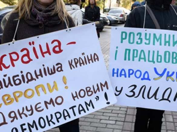 Украину опережает даже Гондурас, — Медведчук объяснил нищету украинцев | Русская весна