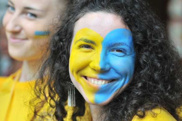 Netflix ответил министру культуры Украины по поводу негативного образа украинки в сериале | Русская весна