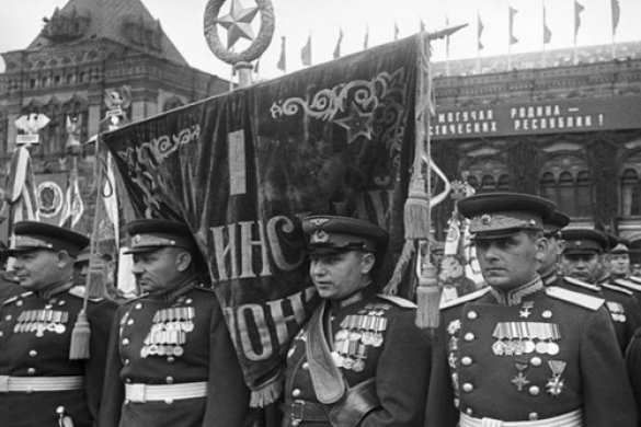 Антиутопия: украинцы в составе 1-го Украинского фронта | Русская весна