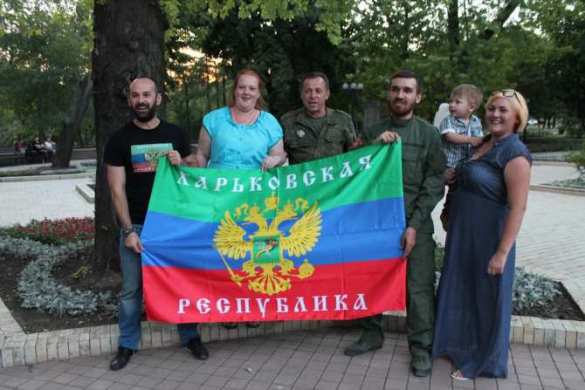 Харьковская диаспора в ДНР поздравила земляков с Днём города (ВИДЕО) | Русская весна
