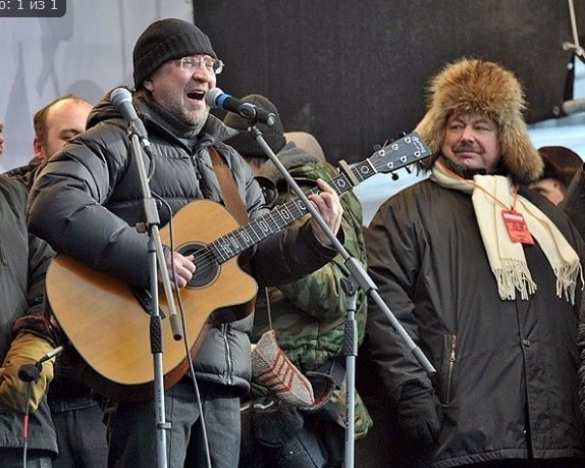 Пенсионер российской рок-музыки дурным голосом спел песню про «Русскую Весну» (ВИДЕО) | Русская весна
