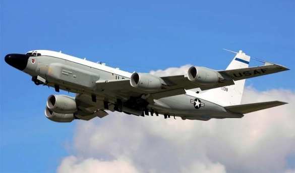 Американский самолет-разведчик снова приблизился к Калининградской области | Русская весна