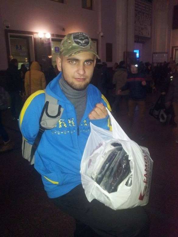 Боевик «Айдара», вылеченный в Луганске, обвинил своих спасителей в том, что ему отрубили руку за татуировку «Слава Украине» (видео) | Русская весна