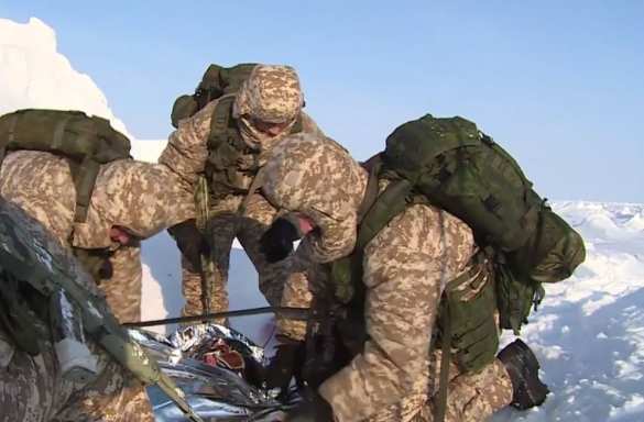 Экстремальные учения ВДВ России в Арктике (ВИДЕО) | Русская весна