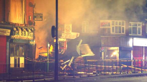 Взрыв в Англии и торнадо в США: что произошло ночью (ФОТО) | Русская весна