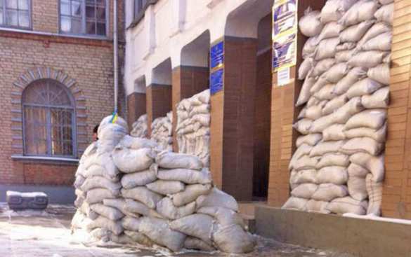 Харьков готовится к обороне, бомбоубежища приводятся в порядок | Русская весна