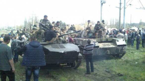 Военные аналитики считают, что  в ближайшее время Новороссию  ждут полтора-два месяца интенсивных боев | Русская весна