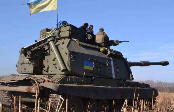 Разведка ДНР зафиксировала новую переброску к фронту украинских танков, САУ, бронетехники и боевиков | Русская весна