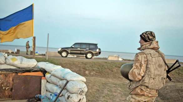 ВАЖНО: Украинские военные на границе с Крымом приведены в боевую готовность | Русская весна