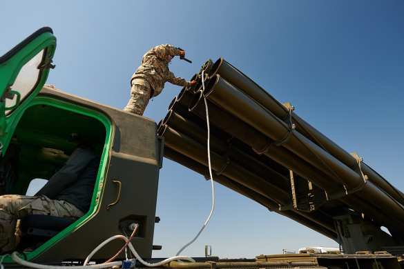 Украинским боевикам вернули переданные ранее на утилизацию боеприпасы | Русская весна