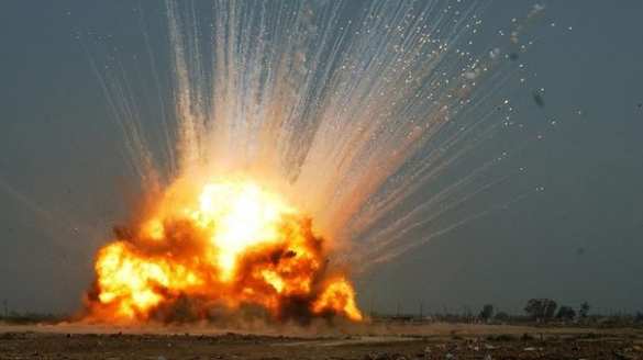 В село Знаменка Днепропетровской области прилетели и разорвались два снаряда | Русская весна