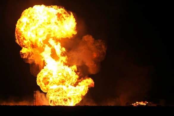 На позициях ВСУ под Ясиноватой произошел самоподрыв боеприпасов и техники | Русская весна