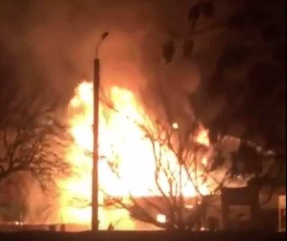 Очевидцы сняли на видео момент мощного взрыва в Грозном (ВИДЕО) | Русская весна