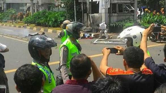 Серия терактов в Индонезии — подробности (ФОТО, ВИДЕО) | Русская весна