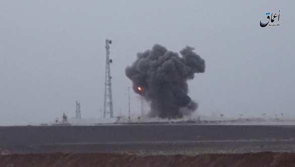ИГИЛ публикует кадры: смертник атакует американо-иорданскую военную базу (ФОТО, ВИДЕО) | Русская весна