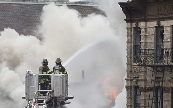 Из-за взрыва в Нью-Йорке уничтожено три здания, ранены 19 человек | Русская весна