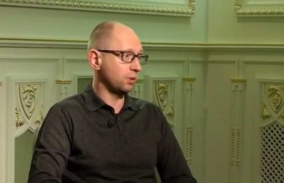 Яценюку осталось недолго: официозные СМИ на Украине стали называть его лидером «партии войны» | Русская весна