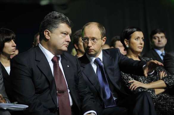 Украинский политолог: Порошенко возьмет Яценюка опять премьером, чтобы свалить на него ответственность  | Русская весна