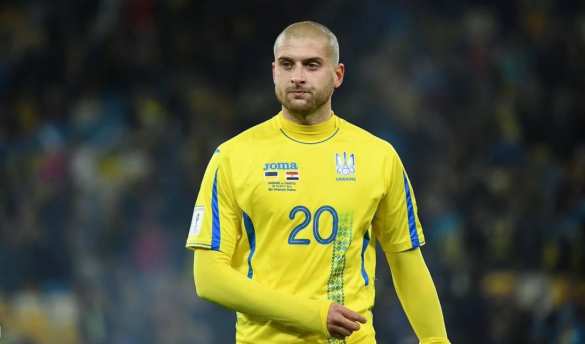 «Лучше бы ты утонул!» — украинский футболист перешёл в российскую команду, болельщики в ярости (ФОТО) | Русская весна