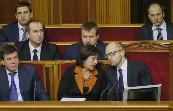 Парламент Украины принял бюджет-2015 с дефицитом в $4 млрд и беспрецедентными военными расходами (видео) | Русская весна