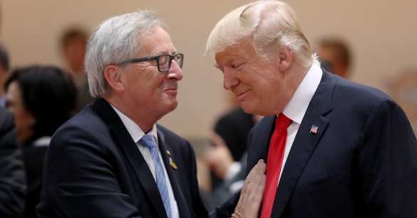 Трамп получил от Юнкера фотографию кладбища и рассказал о любви между США и ЕС (+ФОТО) | Русская весна