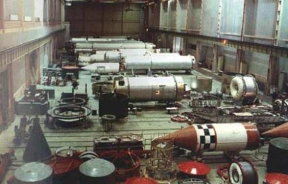 Украина теряет статус космической державы: знаменитый «Южмаш» остановлен — нет заказов, зато есть многомиллионные долги по зарплате | Русская весна