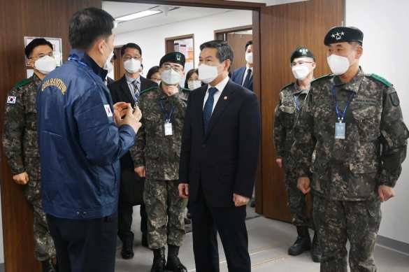 Впервые в истории: США и Южная Корея отложили совместные учения из-за вспышки коронавируса | Русская весна