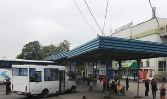 Из Донецка в Ялту и Симферополь пущены регулярные автобусные маршруты | Русская весна