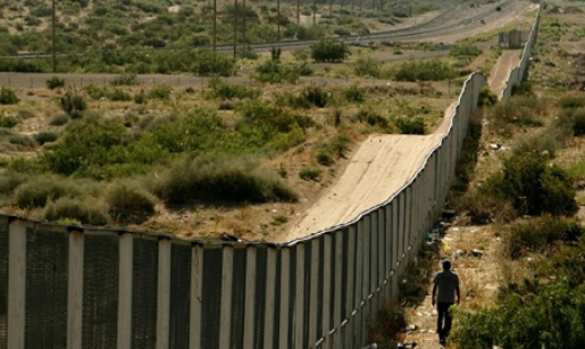 Эстония самоизолируется от России двухметровым забором с колючей проволокой | Русская весна