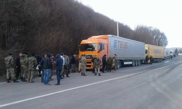 Пришли быки с характером шакалов, — политолог об охоте за российскими фурами | Русская весна