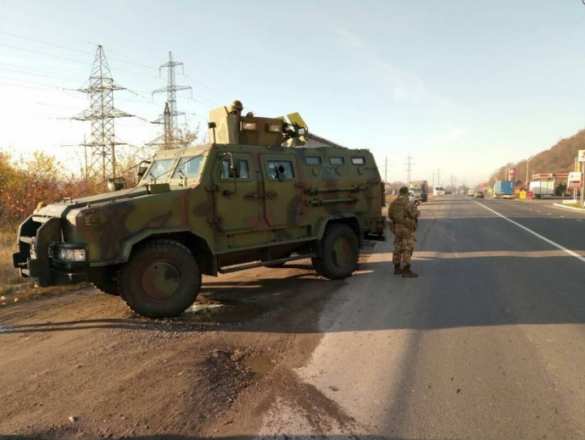 На Закарпатье масштабная спецоперация с броневиками и вертолетами (ФОТО, ВИДЕО) | Русская весна