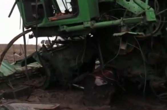 Посевная с риском для жизни: в полях Донбасса подорвалось 12 комбайнов (ВИДЕО) | Русская весна